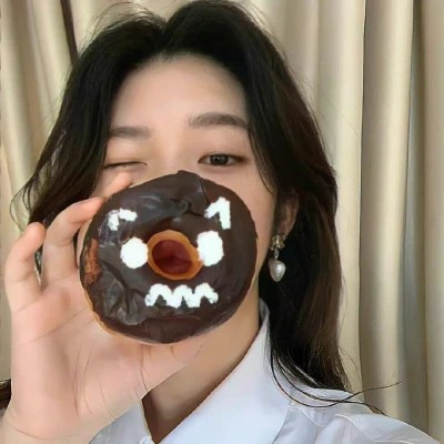 兔年头像2025女生真人