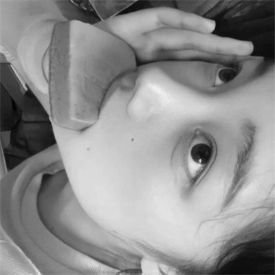 微信高清女黑白头像真人