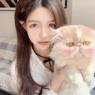 2025年最新款微信情侣头像真人