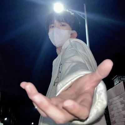 2025一男一女单人分开情头