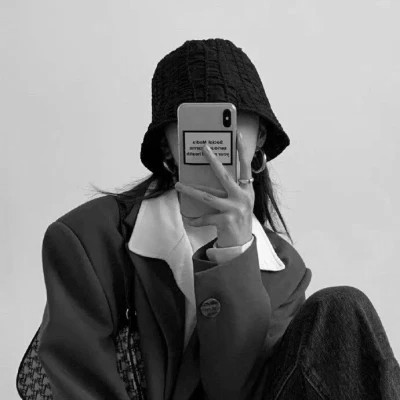 情侣头像高清一男一女黑白