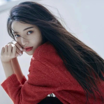 2025女生高级新款好看的头像图片