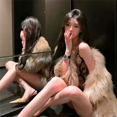 2025女生高级新款好看的头像图片