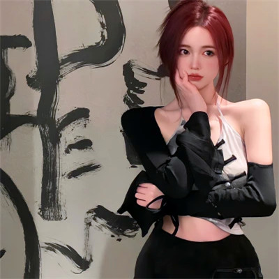 2025女生高级新款好看的头像图片