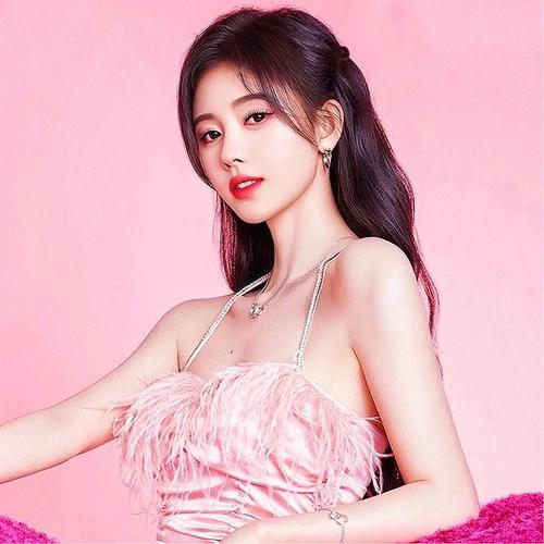 女生第一眼就吸引人的头像
