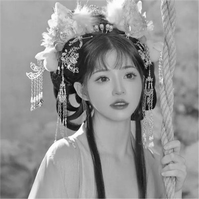 微信高清黑白女生头像