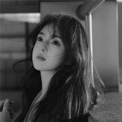 微信高清黑白女生头像
