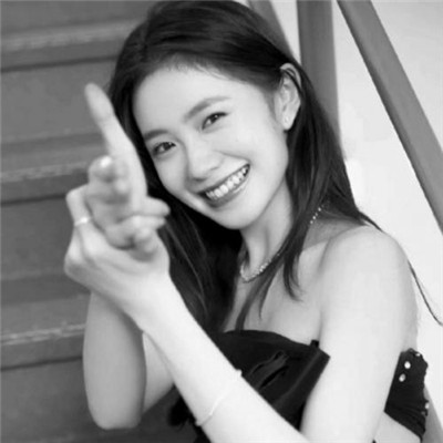 微信高清黑白女生头像