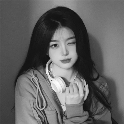 微信高清黑白女生头像
