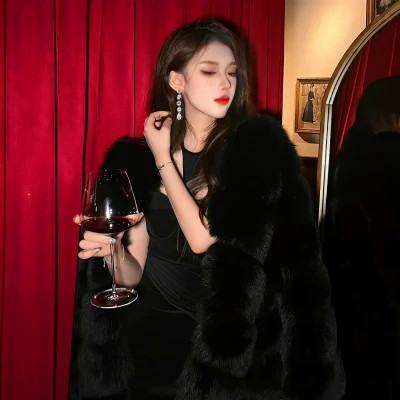 2025女生微信头像图片潮流