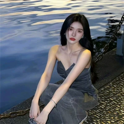 2025女生微信头像图片潮流