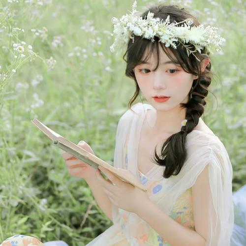 2025女人专用的微信头像图片