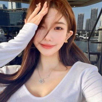 2025图片大全好看头像女