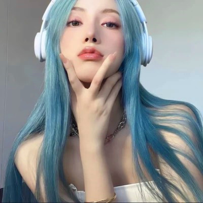 2025图片大全好看头像女