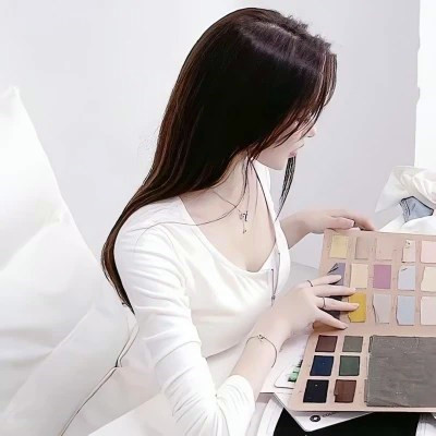 2025图片大全好看头像女