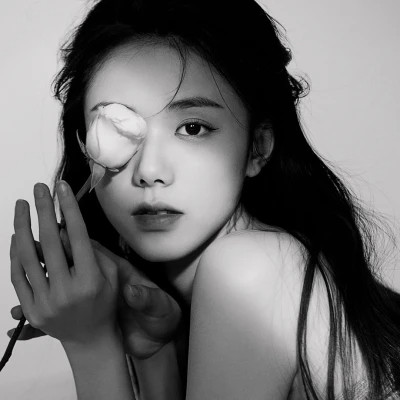 2025最潮头像女生高清图片