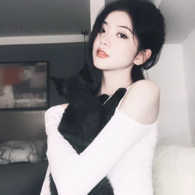 2025最潮头像女生高清图片