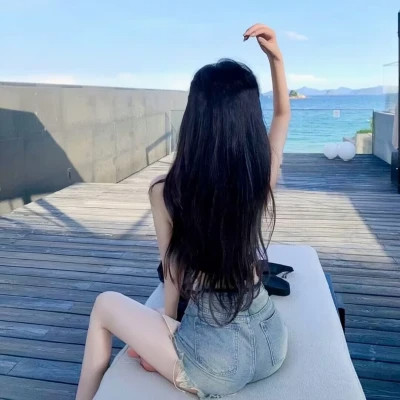 2025最潮头像女生高清图片