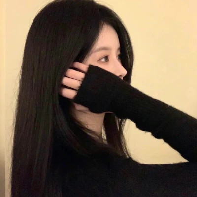 2025最潮头像女生高清图片