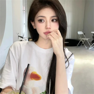 2025最潮头像女生高清图片