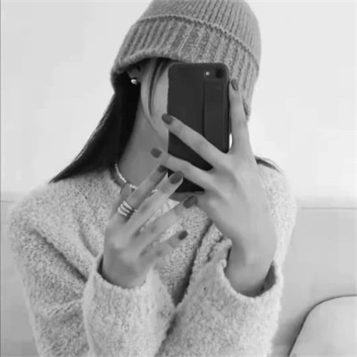 2025最潮头像女生高清图片
