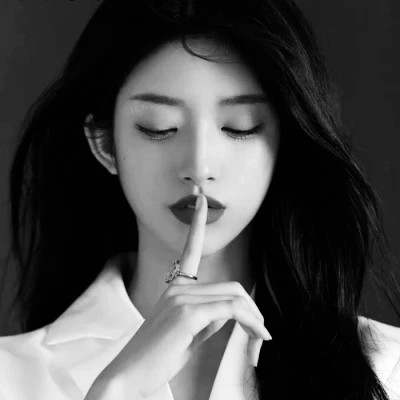 2025最潮头像女生高清图片