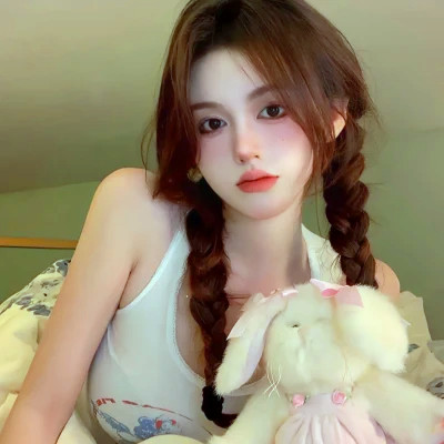女生图片2025气质头像