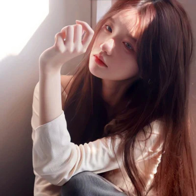 女生图片2025气质头像