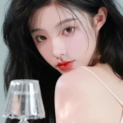 女生图片2025气质头像