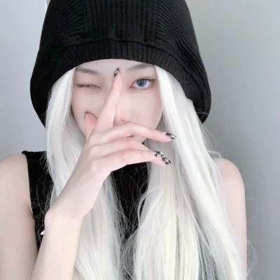2025微信女生头像最新版火爆图片