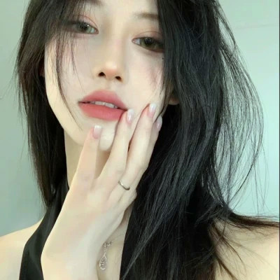 2025微信女生头像最新版火爆图片