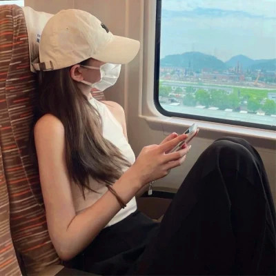 2025微信女生头像最新版火爆图片