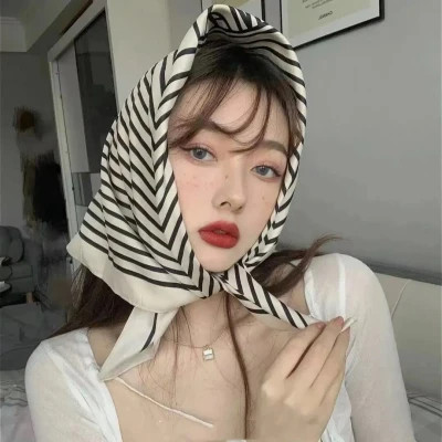 2025最火好看头像女生热门网红图片