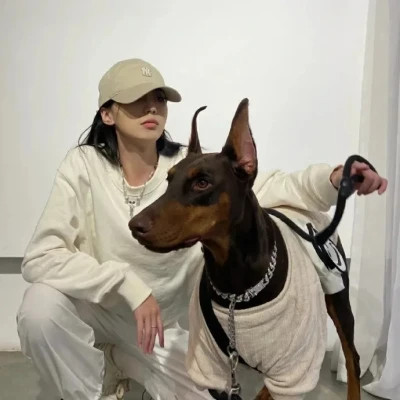 2025最火好看头像女生热门网红图片