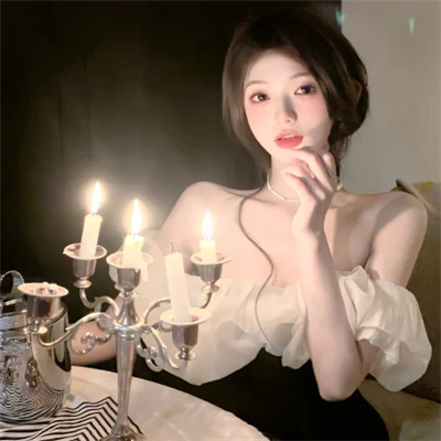 2025最火好看头像女生热门网红图片