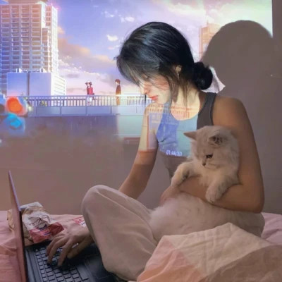2025最火好看头像女生热门网红图片