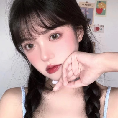 2025最火好看头像女生热门网红图片