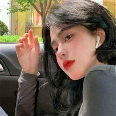 2025最火好看头像女生热门网红图片