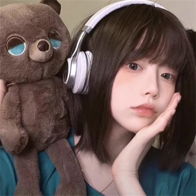 2025最火好看头像女生热门网红图片