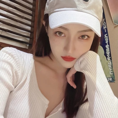 2025最火好看头像女生热门网红图片