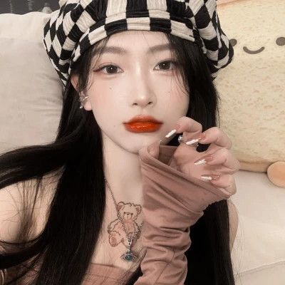 2025最火好看头像女生热门网红图片