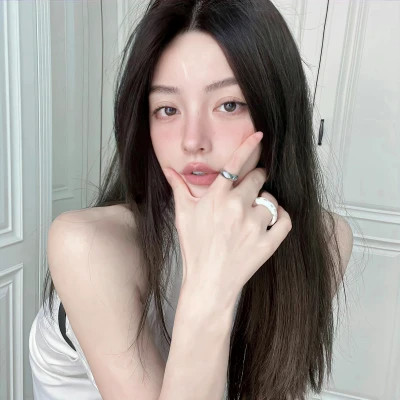 2025最火好看头像女生热门网红图片