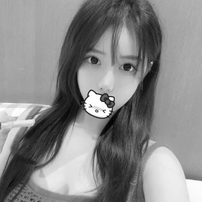 头像图片2025最火爆黑白女生