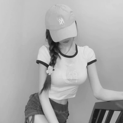 头像黑白系高清女真人
