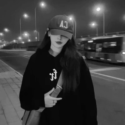 头像黑白系高清女真人