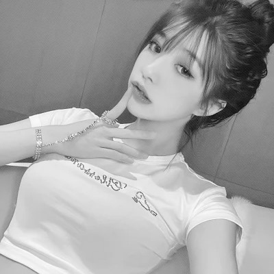 头像黑白系高清女真人