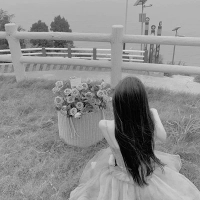 头像黑白系高清女真人