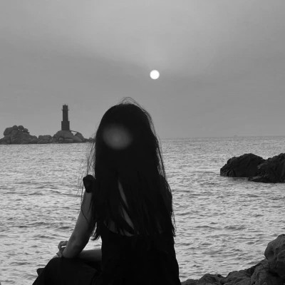 头像黑白系高清女真人