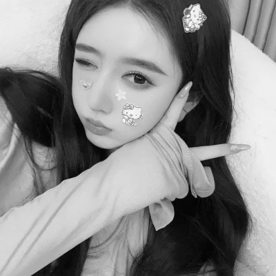 头像黑白系高清女真人