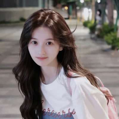 2025年头像最新版的女生流行图片